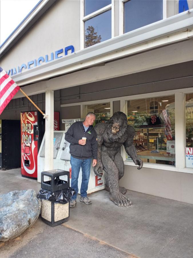 Bigfoot Rv & Cabins Park ハッピー・キャンプ エクステリア 写真