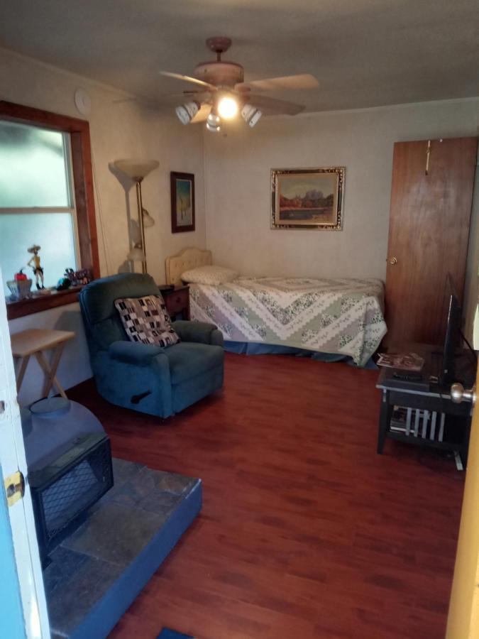 Bigfoot Rv & Cabins Park ハッピー・キャンプ エクステリア 写真