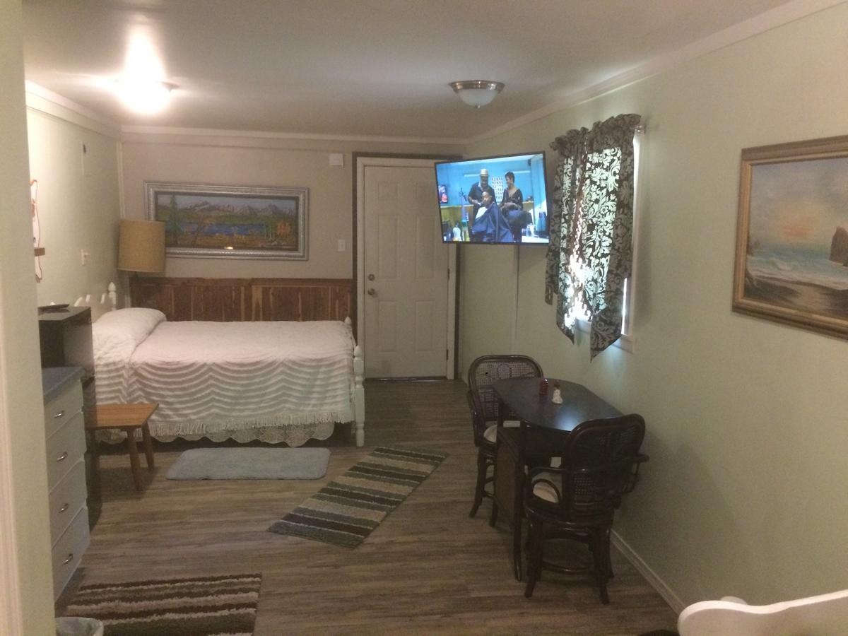 Bigfoot Rv & Cabins Park ハッピー・キャンプ エクステリア 写真